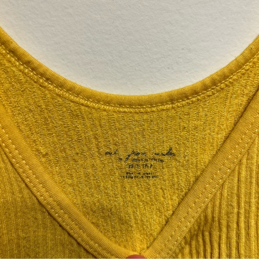 Urban Outfitters Out From Under Cropped Tank - Picture 4 of 6